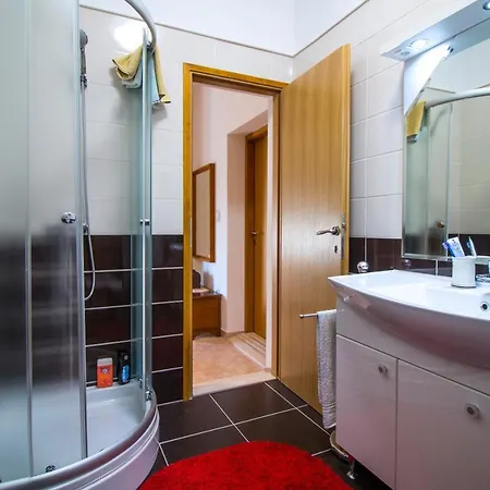 Apartment Kapovic