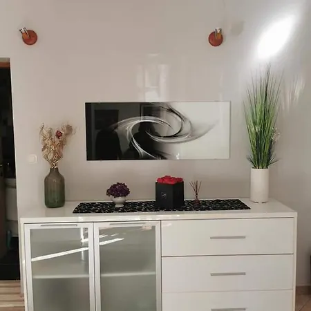 Kapovic * Kastela